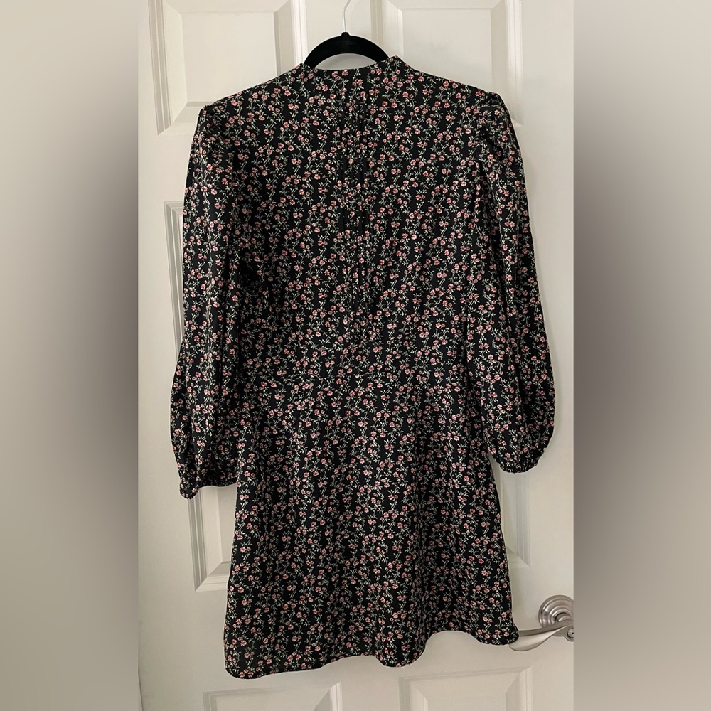 NWT Topshop Black Floral Long Sleeve Mini Dress fabric button up size 8 pleats